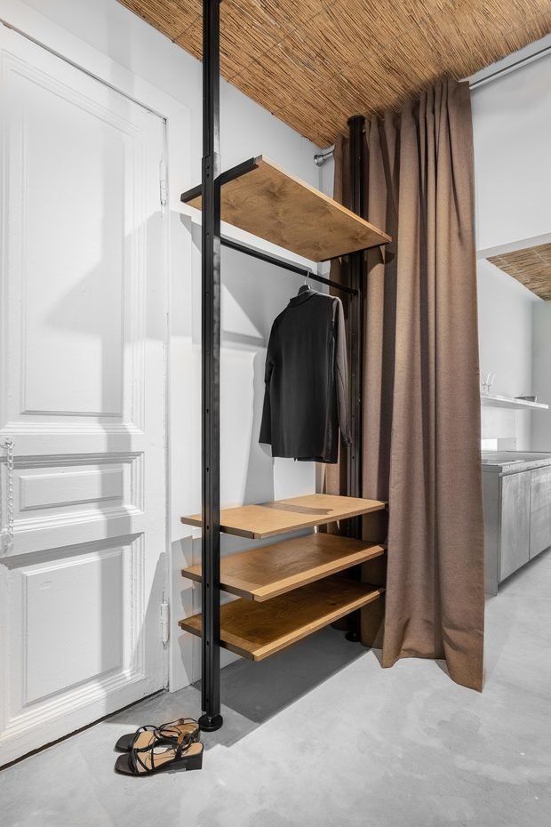 Фотография: Прихожая в стиле Лофт, Минимализм, Квартира, Проект недели, Москва, 2 комнаты, 40-60 метров, Саша Черных – фото на INMYROOM