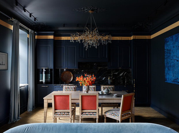 Фотография: Кухня и столовая в стиле Классический, Эклектика, Квартира, Проект недели, Москва, Кирпичный дом, 4 и больше, Более 90 метров, Алиса Шабельникова, #эксклюзивныепроекты – фото на INMYROOM