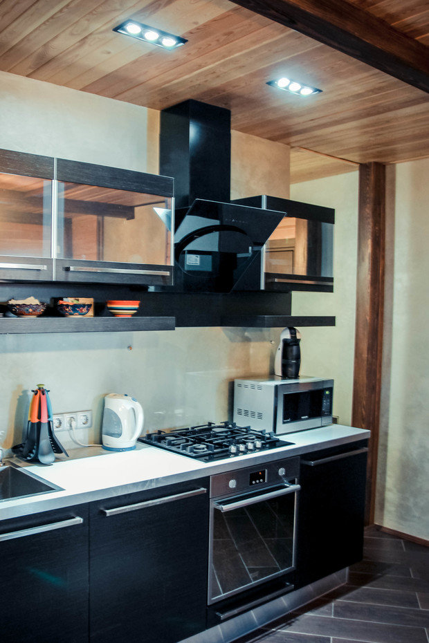 Фотография: Кухня и столовая в стиле Лофт, Современный, Дом, Дома и квартиры, Шале – фото на INMYROOM