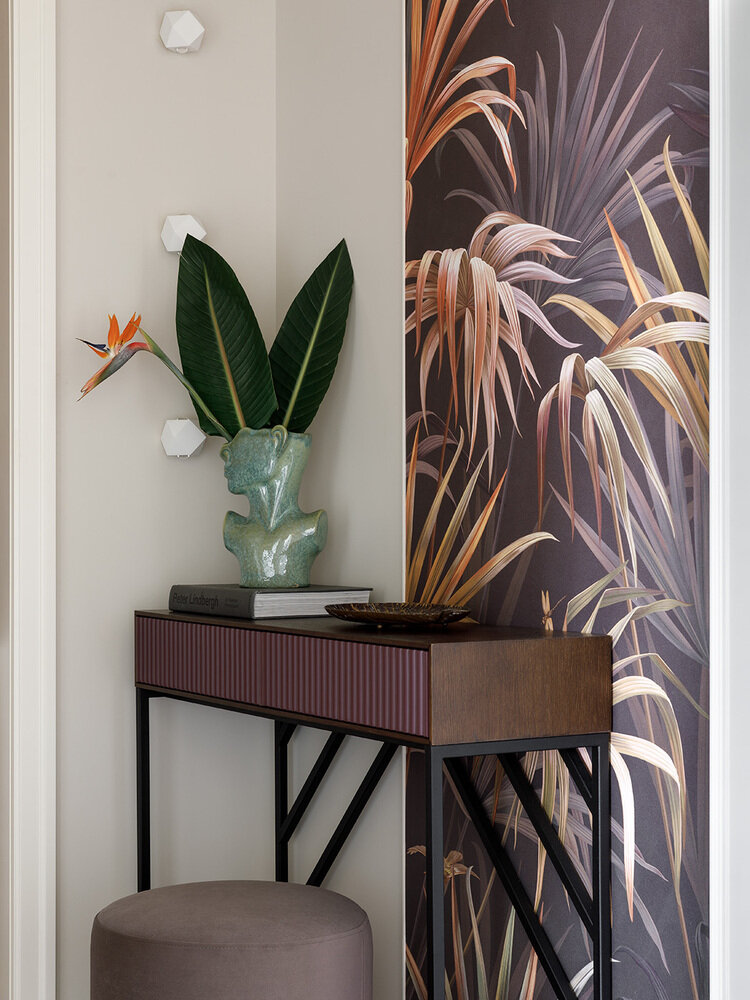 Фотография: Прихожая в стиле Современный, Классический, Квартира, Проект недели, Санкт-Петербург, Сталинка, 40-60 метров, Александра Якущенко – фото на INMYROOM Фотография: Прихожая в стиле Современный, Классический, Квартира, Проект недели, Санкт-Петербург, Сталинка, 40-60 метров, Александра Якущенко – фото на INMYROOM