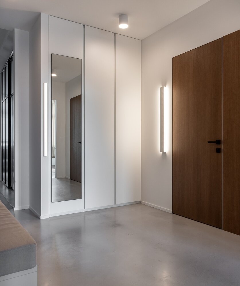 Фотография: Прихожая в стиле Современный, Минимализм, Квартира, Проект недели, Минск, 4 и больше, Более 90 метров, Zrobym architects – фото на INMYROOM Фотография: Прихожая в стиле Современный, Минимализм, Квартира, Проект недели, Минск, 4 и больше, Более 90 метров, Zrobym architects – фото на INMYROOM