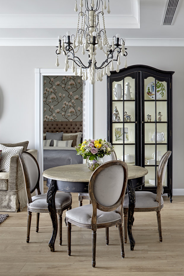 Фотография: Кухня и столовая в стиле Классический, Современный, Декор интерьера, Квартира, Декор, Проект недели, Инна Теджоева, Сергей Ананьев – фото на INMYROOM