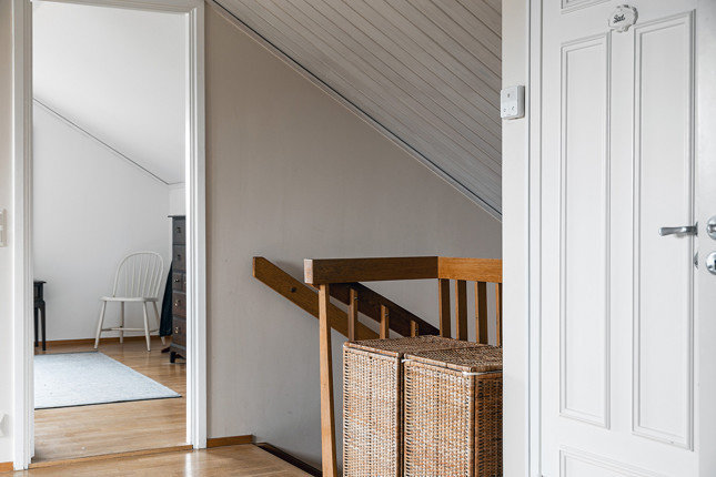 Фотография: Прихожая в стиле Скандинавский, Современный, Декор интерьера, Дом, Белый, Минимализм, Вилла, Серый, Голубой, Коричневый, 4 и больше, Более 90 метров – фото на INMYROOM