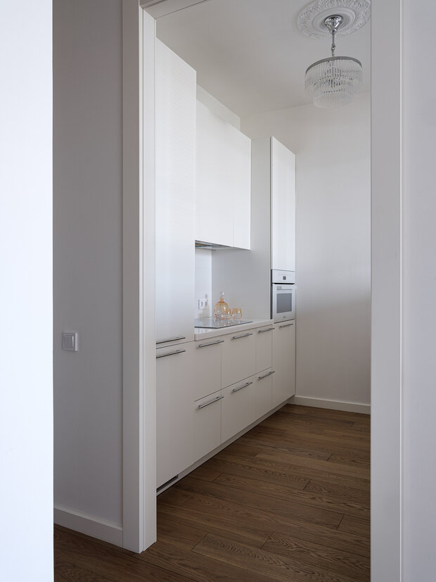 Фотография: Кухня и столовая в стиле Скандинавский, Современный, Минимализм, Квартира, Проект дня, Москва, 3 комнаты, 60-90 метров, Анна Мальцева, скандинавский с элементами минимализма – фото на INMYROOM