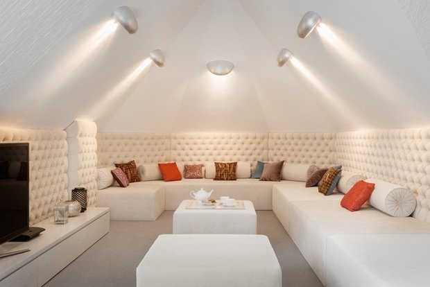 Фотография: Гостиная в стиле Восточный, Минимализм, Современный, Эклектика, Советы, Анастасия Каспарян, Юлия Соловьева, белый интерьер, Ксения Педоренко – фото на INMYROOM