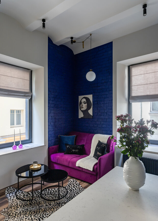 Фотография: Гостиная в стиле Современный, Эклектика, Малогабаритная квартира, Квартира, Студия, Проект дня, Москва, Кирпичный дом, до 40 метров, современный с элементами ар-деко – фото на INMYROOM