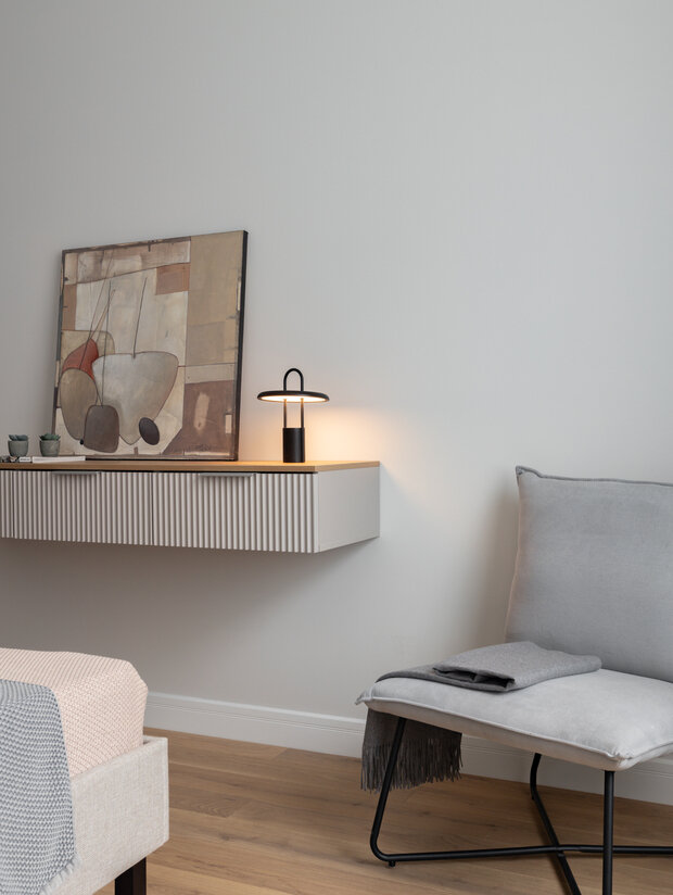 Фотография: Спальня в стиле Скандинавский, Современный, Квартира, Проект дня, Москва, Кирпичный дом, 2 комнаты, 60-90 метров, Тая Кипри – фото на INMYROOM