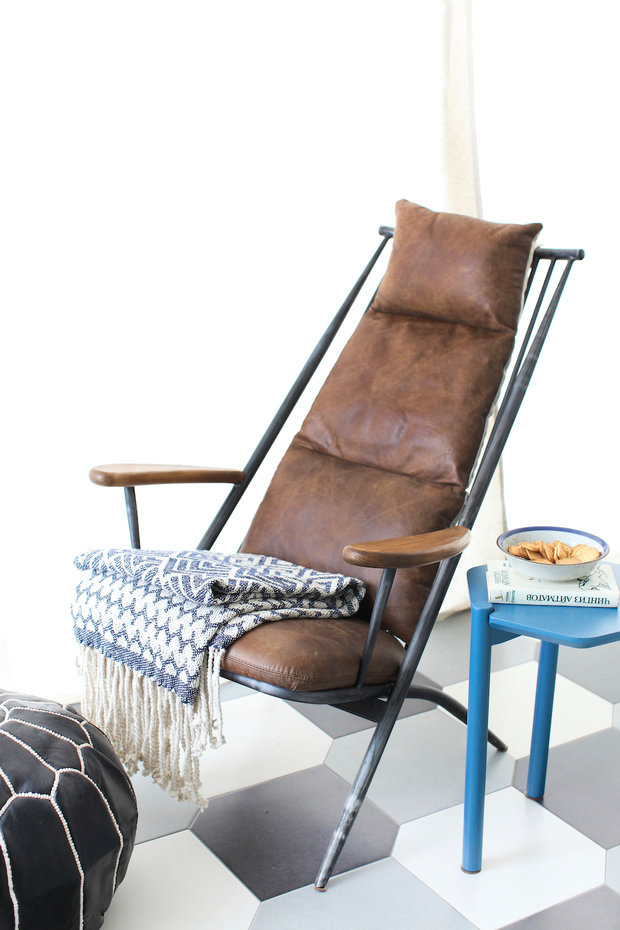 Фотография: Мебель и свет в стиле Скандинавский, Эклектика, Квартира, Проект недели, Санкт-Петербург, Монолитный дом, 2 комнаты, 40-60 метров, Марина Чернова, энциклопедия_мебель – фото на INMYROOM