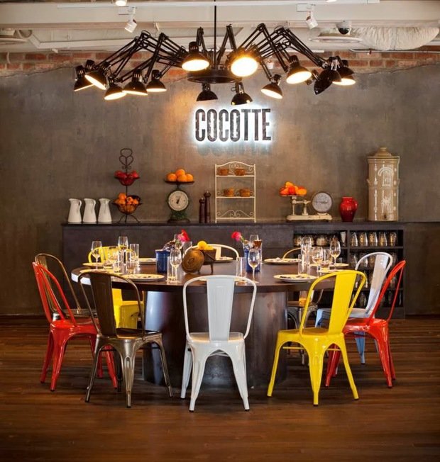 Фотография: Кухня и столовая в стиле Эклектика, Декор интерьера, Moooi, Мебель и свет, Светильник – фото на INMYROOM