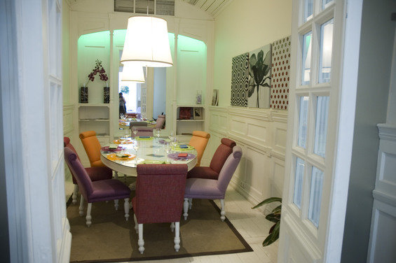 Фотография: Кухня и столовая в стиле Прованс и Кантри, Декор интерьера, Дом, Декор дома, Картина – фото на INMYROOM