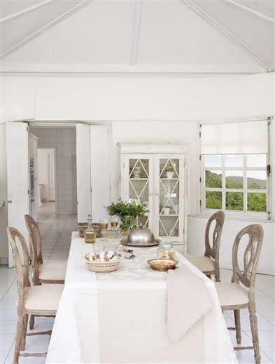 Фотография: Кухня и столовая в стиле Прованс и Кантри, Классический, Скандинавский, Современный – фото на INMYROOM