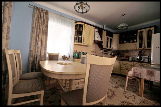 Фото из портфолио Коттедж в Красном Яру – фотографии дизайна интерьеров на INMYROOM