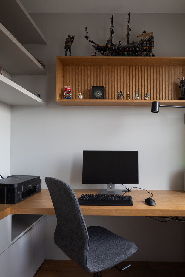 Фотография: Кабинет в стиле Современный, Квартира, Проект дня, Москва, 3 комнаты, 60-90 метров, Андрей Свиридов, Наташа Орехова – фото на INMYROOM