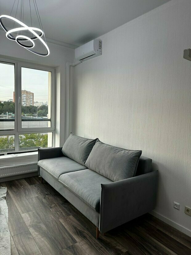 Фото из портфолио Сканди прямой диван – фотографии дизайна интерьеров на INMYROOM