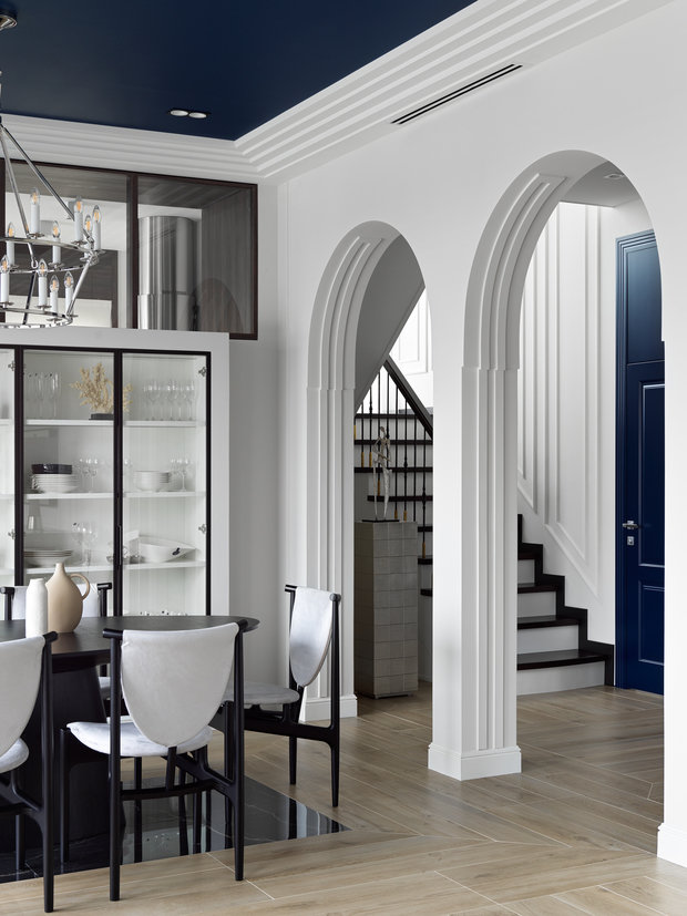 Фотография: Кухня и столовая в стиле Классический, Современный, Дом, Проект дня, Дом и дача, 4 и больше, Более 90 метров, TaupeHome, Павловск – фото на INMYROOM