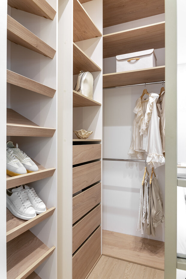 Фотография: Гардеробная в стиле Современный, Малогабаритная квартира, Квартира, Проект дня, Москва, Монолитный дом, до 40 метров, Екатерина Титова – фото на INMYROOM