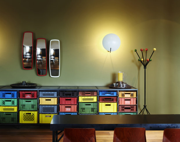 Фотография: Мебель и свет в стиле Лофт, Отель, Гид – фото на INMYROOM