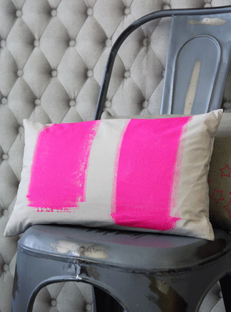 Фотография: Аксессуары в стиле Прованс и Кантри, Классический, Современный, Декор интерьера, Дизайн интерьера, Цвет в интерьере, Желтый, Розовый, Оранжевый, Неон – фото на INMYROOM