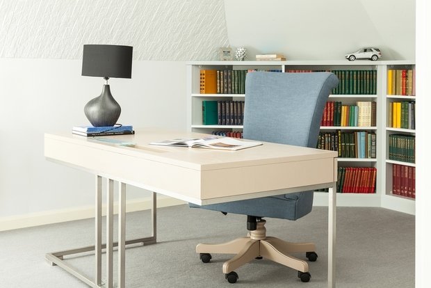 Фотография: Кабинет в стиле Современный, Эклектика, Советы, Анастасия Каспарян, Юлия Соловьева, белый интерьер, Ксения Педоренко – фото на INMYROOM