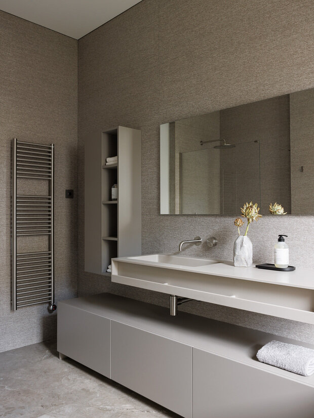 Фотография: Ванная в стиле Современный, Минимализм, Дом, Проект дня, Санкт-Петербург, Дом и дача, Ленинградская область, 4 и больше, Более 90 метров, Юлия Скачкова – фото на INMYROOM