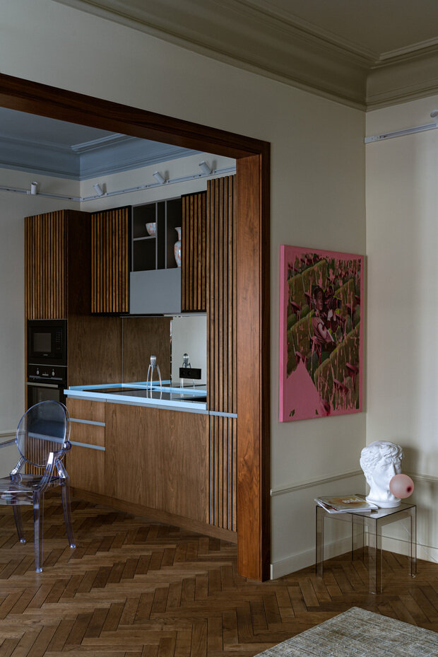 Фотография: Кухня и столовая в стиле Современный, Квартира, Проект дня, Сталинка, 3 комнаты, 40-60 метров, фото интерьера, дизайн интерьера фото, эклектика с элементами винтажа – фото на INMYROOM