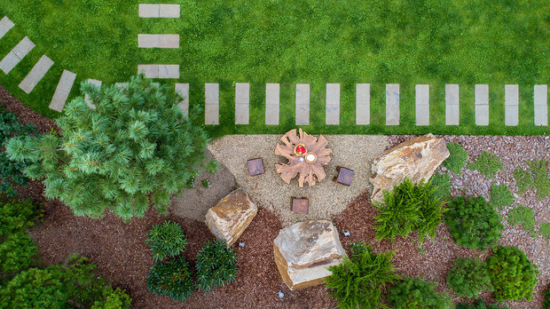 Фотография: Ландшафт в стиле , Советы, садовая дорожка, как обустроить дачный участок, Derevo Park, Дорожки в саду – фото на INMYROOM