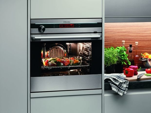 Фотография: Кухня и столовая в стиле Современный, Хай-тек, Интерьер комнат, Тема месяца – фото на INMYROOM