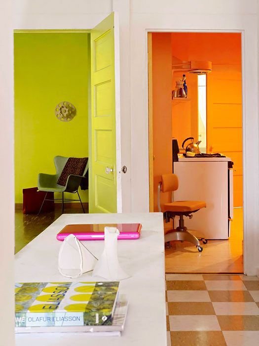 Фотография: Мебель и свет в стиле Скандинавский, Современный, Декор интерьера, Дизайн интерьера, Цвет в интерьере, Желтый – фото на INMYROOM