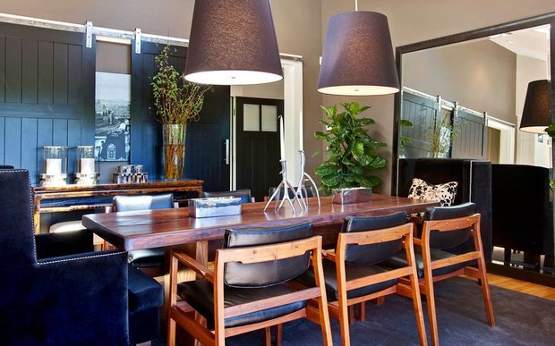 Фотография: Кухня и столовая в стиле Лофт, Декор интерьера, Дом, Дома и квартиры, Бассейн – фото на INMYROOM