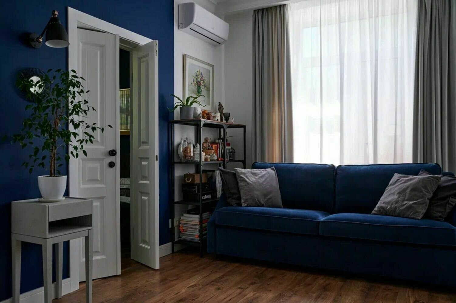 Фотография: Гостиная в стиле Современный, Квартира, Проект дня, Москва, Сталинка, Кирпичный дом, 3 комнаты, 60-90 метров, II-03, Олеся Макарова – фото на INMYROOM Фотография: Гостиная в стиле Современный, Квартира, Проект дня, Москва, Сталинка, Кирпичный дом, 3 комнаты, 60-90 метров, II-03, Олеся Макарова – фото на INMYROOM