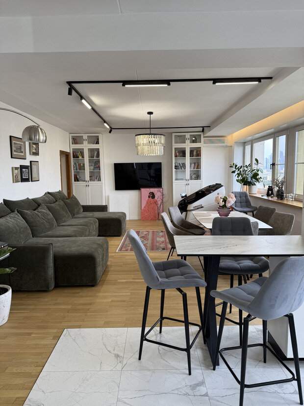 Фотография: Гостиная в стиле Современный, Минимализм, INMYROOM ТВ – фото на INMYROOM