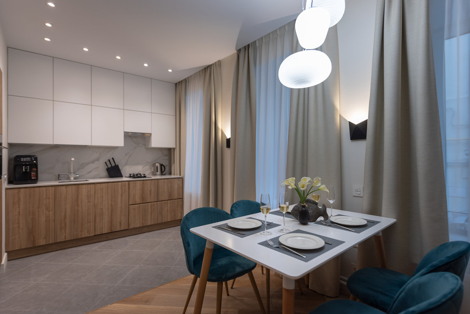 Фотография: Кухня и столовая в стиле Современный, Квартира, Проект дня, Москва, 2 комнаты, 40-60 метров, Елена Богдан – фото на INMYROOM Фотография: Кухня и столовая в стиле Современный, Квартира, Проект дня, Москва, 2 комнаты, 40-60 метров, Елена Богдан – фото на INMYROOM