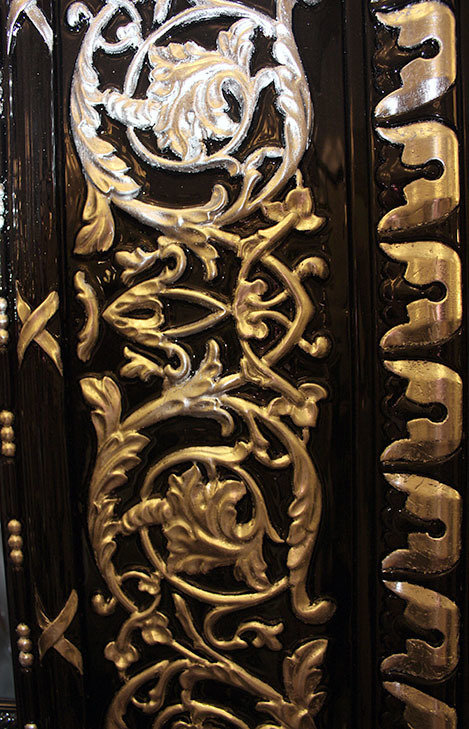 Фотография: Декор в стиле Классический, Современный, Artemide, Flos, PROVASI, Индустрия, События, Маркет, Мягкая мебель, Missoni, Пэчворк, Porada, LLADRO – фото на INMYROOM