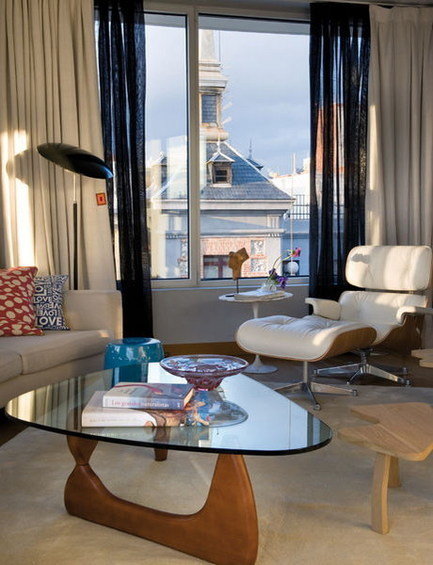 Фотография: Гостиная в стиле Минимализм, Эко, Квартира, Дома и квартиры – фото на INMYROOM