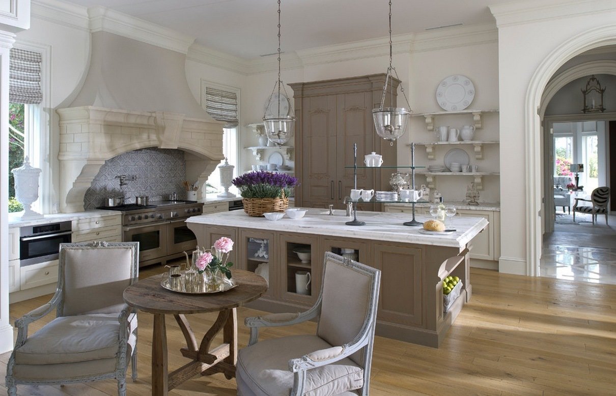 Фотография: Кухня и столовая в стиле Прованс и Кантри, Скандинавский, Эклектика, Интерьер комнат, Советы – фото на INMYROOM Фотография: Кухня и столовая в стиле Прованс и Кантри, Скандинавский, Эклектика, Интерьер комнат, Советы – фото на INMYROOM