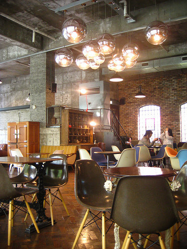 Фотография: в стиле Лофт, Современный, Eames, Tom Dixon, Дома и квартиры, Городские места, Еда, Лондон, Нью-Йорк, Ресторан, Стокгольм, Кафе и рестораны – фото на INMYROOM