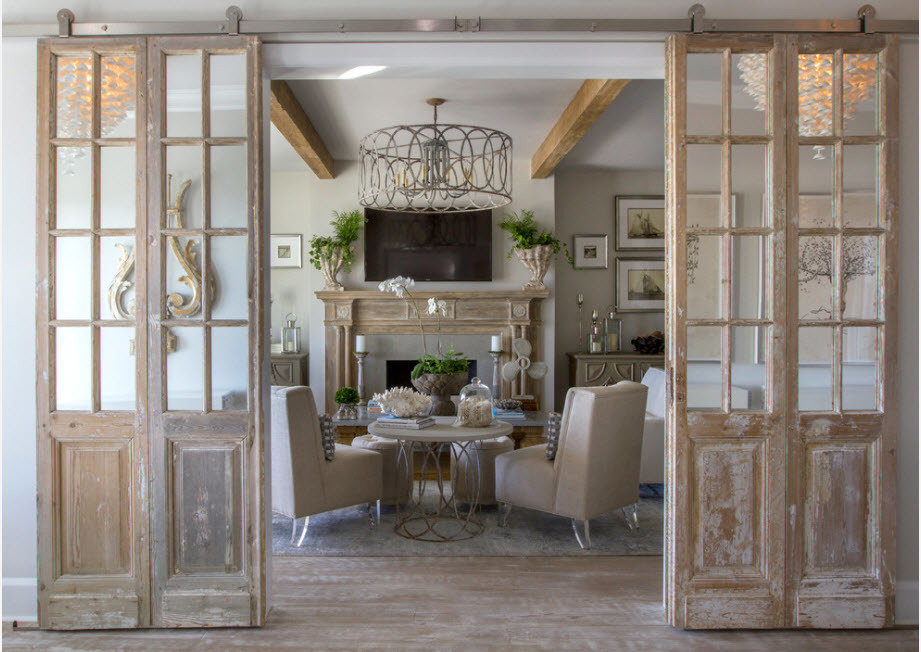 Фотография: Кухня и столовая в стиле Прованс и Кантри, Декор интерьера, Советы, Надя Зотова, Даша Ухлинова, Cubiq Studio, студия Enjoy Home, Soul Concrete, Мария Черкасова, Zi-Design, цветные двери – фото на INMYROOM