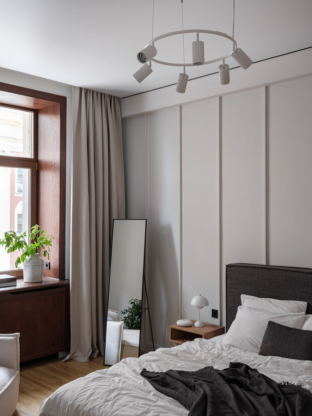 Фотография: Спальня в стиле Скандинавский, Современный, Минимализм, Квартира, Проект дня, Москва, Сталинка, Кирпичный дом, 2 комнаты, 40-60 метров, Sams.Interior, Анна Мальцева, Винтажный – фото на INMYROOM