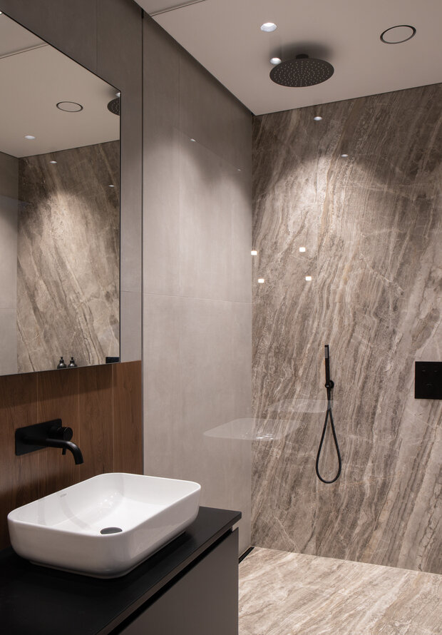 Фотография: Ванная в стиле Современный, Минимализм, Квартира, Проект дня, Санкт-Петербург, 2 комнаты, Более 90 метров, Эксклюзивные проекты, минимализм с элементами современного дизайна, фото интерьера, дизайн интерьера фото, Ирина Смышляева – фото на INMYROOM