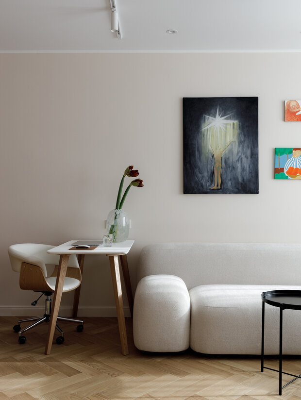 Фотография: Гостиная в стиле Современный, Квартира, Проект дня, Москва, 2 комнаты, 40-60 метров, Екатерина Пашнина – фото на INMYROOM