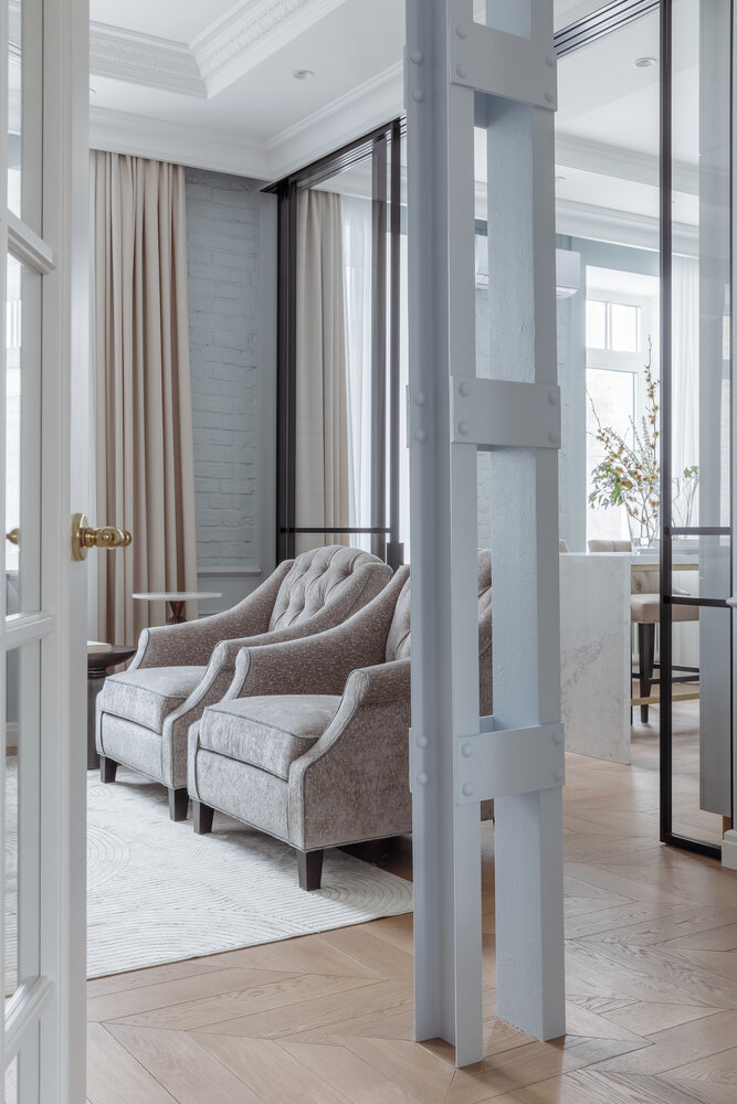 Фотография: Гостиная в стиле Классический, Современный, Эклектика, Квартира, Проект недели, Москва, Кирпичный дом, 4 и больше, Более 90 метров, Анастасия Меньшонкова – фото на INMYROOM Фотография: Гостиная в стиле Классический, Современный, Эклектика, Квартира, Проект недели, Москва, Кирпичный дом, 4 и больше, Более 90 метров, Анастасия Меньшонкова – фото на INMYROOM