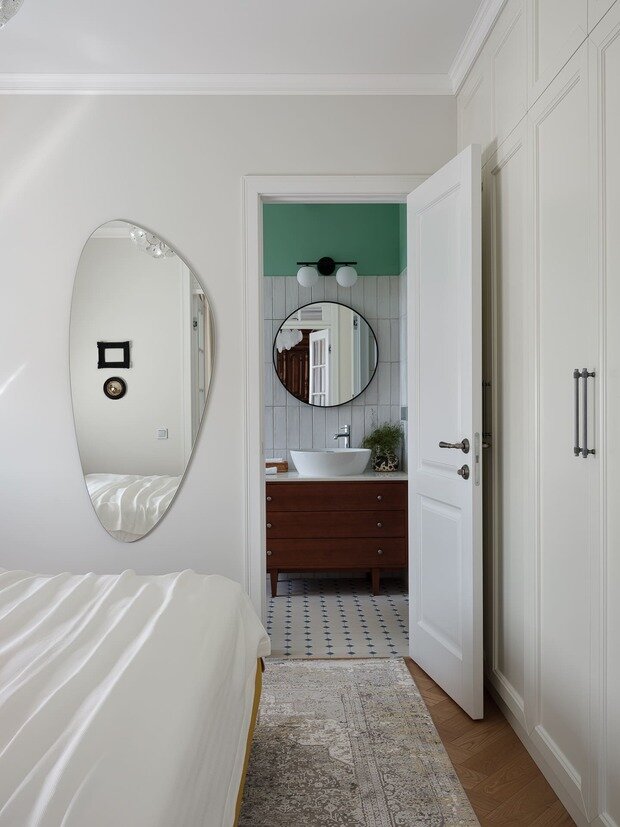 Фотография: Ванная в стиле Современный, Эклектика, Винтажный, Малогабаритная квартира, Квартира, Проект дня, Москва, Монолитный дом, 2 комнаты, 40-60 метров, Маргарита Зенова, современный с элементами классики и минимализмом, М-Бюро, Александра Багрицевич – фото на INMYROOM