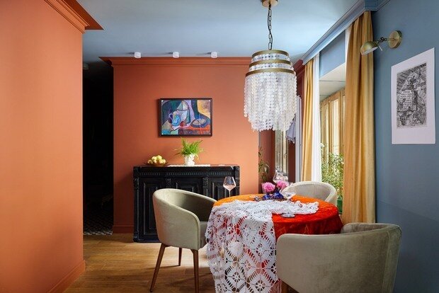 Фотография: Кухня и столовая в стиле Скандинавский, Эклектика, Винтажный, Малогабаритная квартира, Квартира, Проект дня, Санкт-Петербург, 2 комнаты, 40-60 метров, Эльнара Майылова – фото на INMYROOM