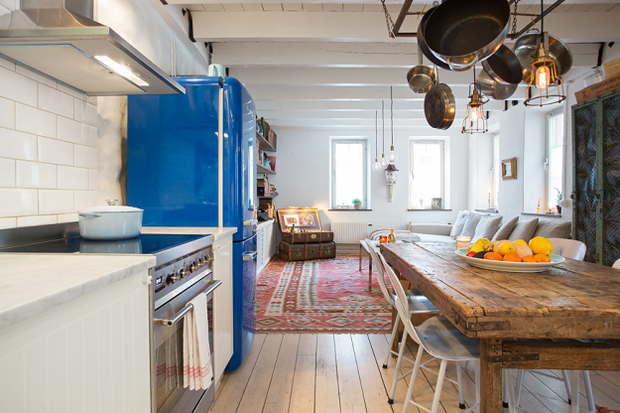 Фотография: Кухня и столовая в стиле Прованс и Кантри, Лофт, Скандинавский, Дом, Дома и квартиры – фото на INMYROOM