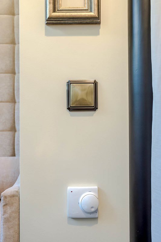 Фотография: Декор в стиле Современный, Спальня, Декор интерьера, Интерьер комнат, Баухауз – фото на INMYROOM Фотография: Декор в стиле Современный, Спальня, Декор интерьера, Интерьер комнат, Баухауз – фото на INMYROOM