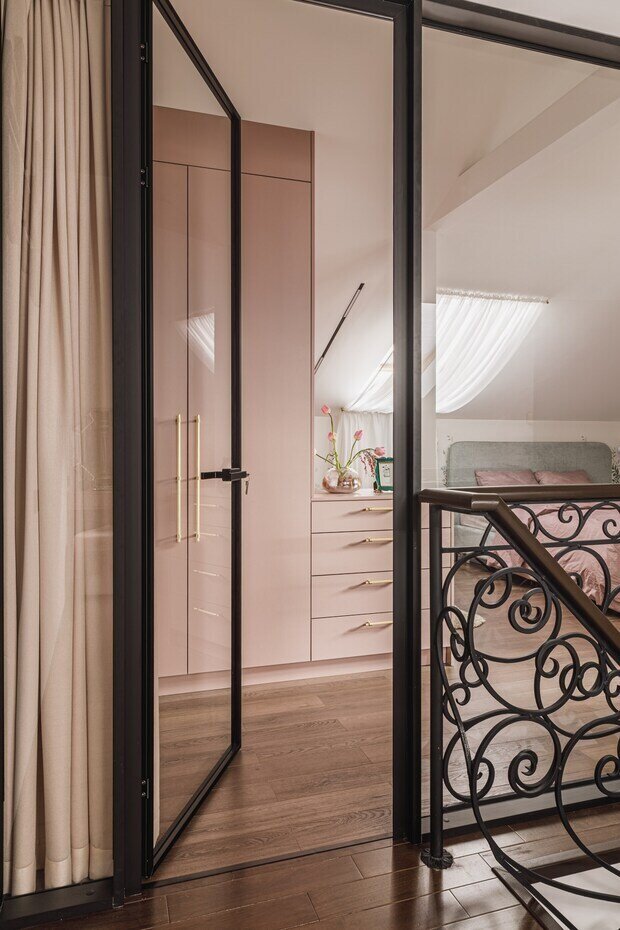 Фотография: Спальня в стиле Современный, Квартира, Проект дня, Кирпичный дом, 4 и больше, Более 90 метров, Алматы, современный с элементами эклектики, Марина Сапунова, Анара Байшулакова – фото на INMYROOM