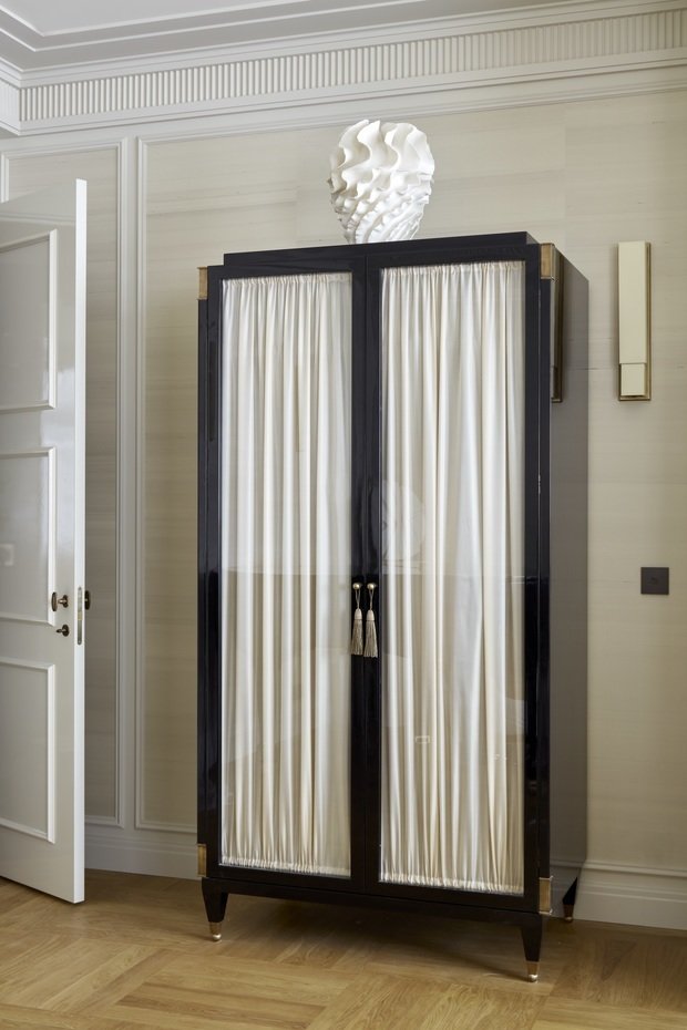 Фотография: Мебель и свет в стиле Восточный, Классический, Современный, Квартира, Москва, Лейла Улуханли, Монолитный дом, 4 и больше, Более 90 метров, Эксклюзивные проекты – фото на INMYROOM