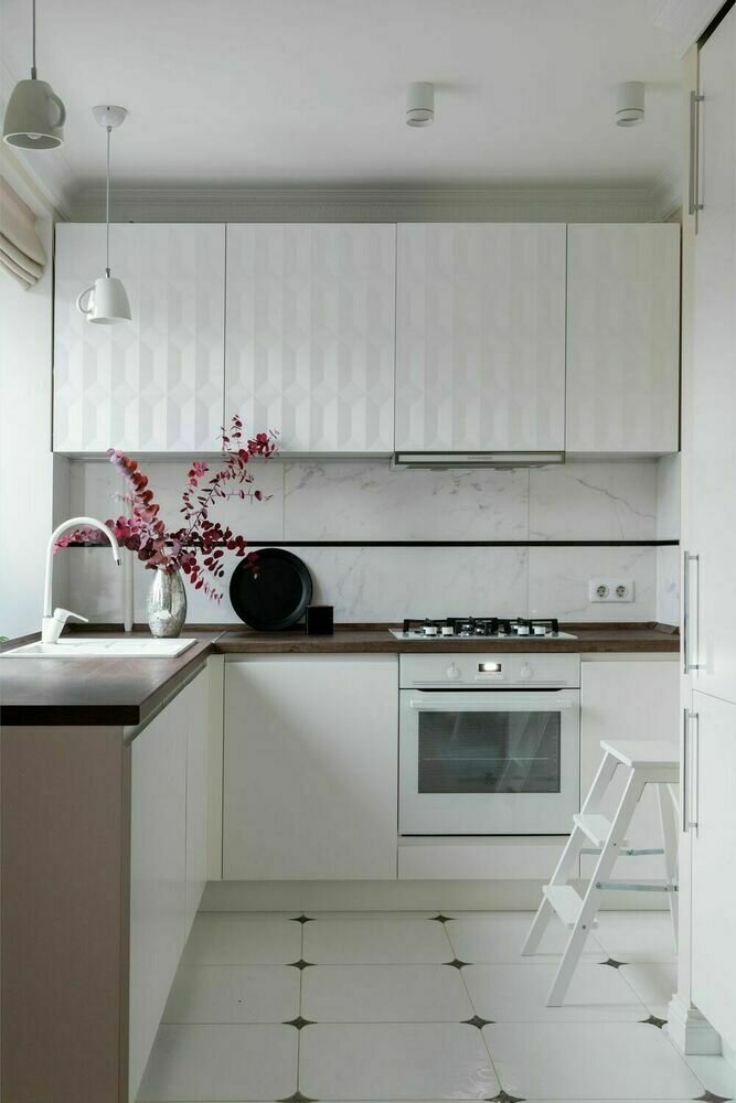 Фотография: в стиле , Кухня и столовая, Современный, Квартира, Советы, Хрущевка, RodenHome – фото на INMYROOM