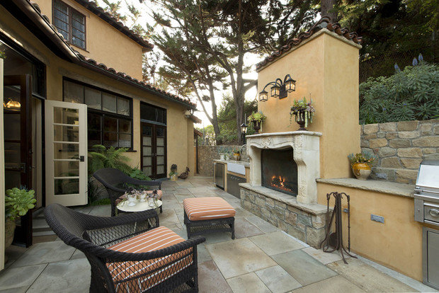 Фотография: Балкон, Терраса в стиле Прованс и Кантри, Классический, Современный, Декор интерьера, Дом, Дома и квартиры, Интерьеры звезд – фото на INMYROOM