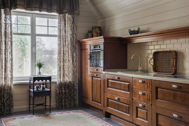 Фотография: Кухня и столовая в стиле Прованс и Кантри, Дом, Проект недели, Дом и дача, Московская область, 4 и больше, Более 90 метров, Абрамцево, Анна Насонова – фото на INMYROOM